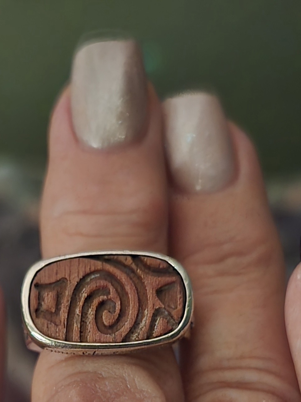 Silpada Carved Wood Inlay Ring - Brown with Silver Bezel